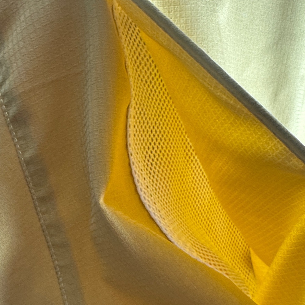 Columbia Women's Golden Button Down Shirt - Picture 7 of 7